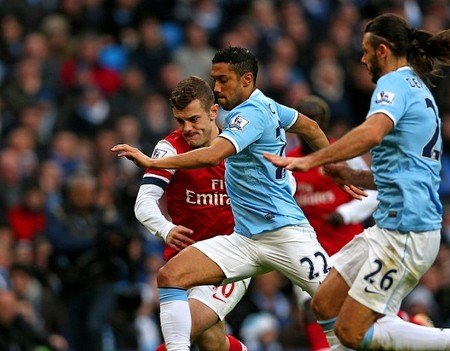 他在肋部接 他在肋部接